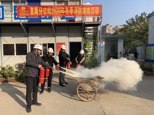 演练现场；畦￡ 摄.jpg