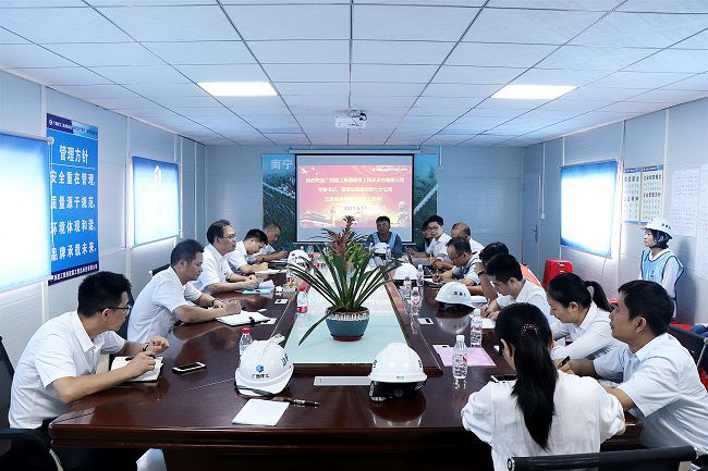 党课会议现场。 周煜川摄（建图）.jpg