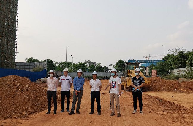 查抄现场。陈柳林 摄（建图）.jpg