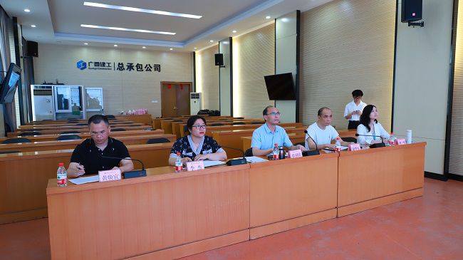 竞选会评委。李立云 摄（建图）.jpg