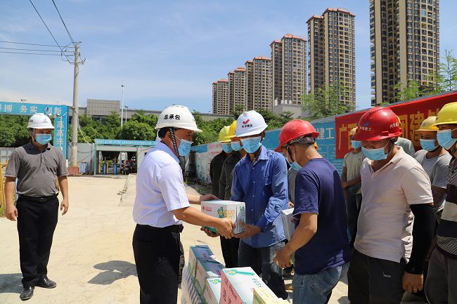 活动现场。杨钰 摄（建图）.jpg