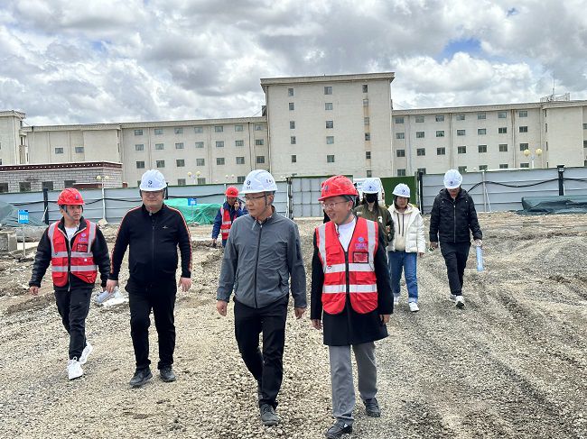 查抄现场。许忠德 摄（建图）.jpg