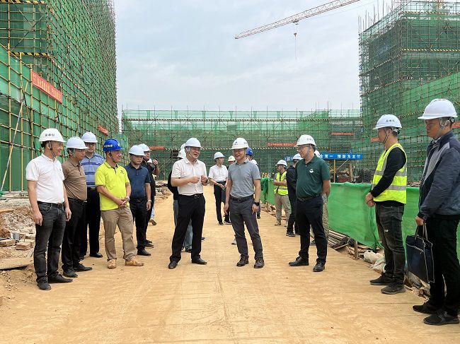 查抄项目现场。廖之锭 摄（建图）.jpg