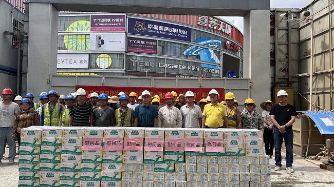 活动合影。容芝雅 摄（建图）.jpg